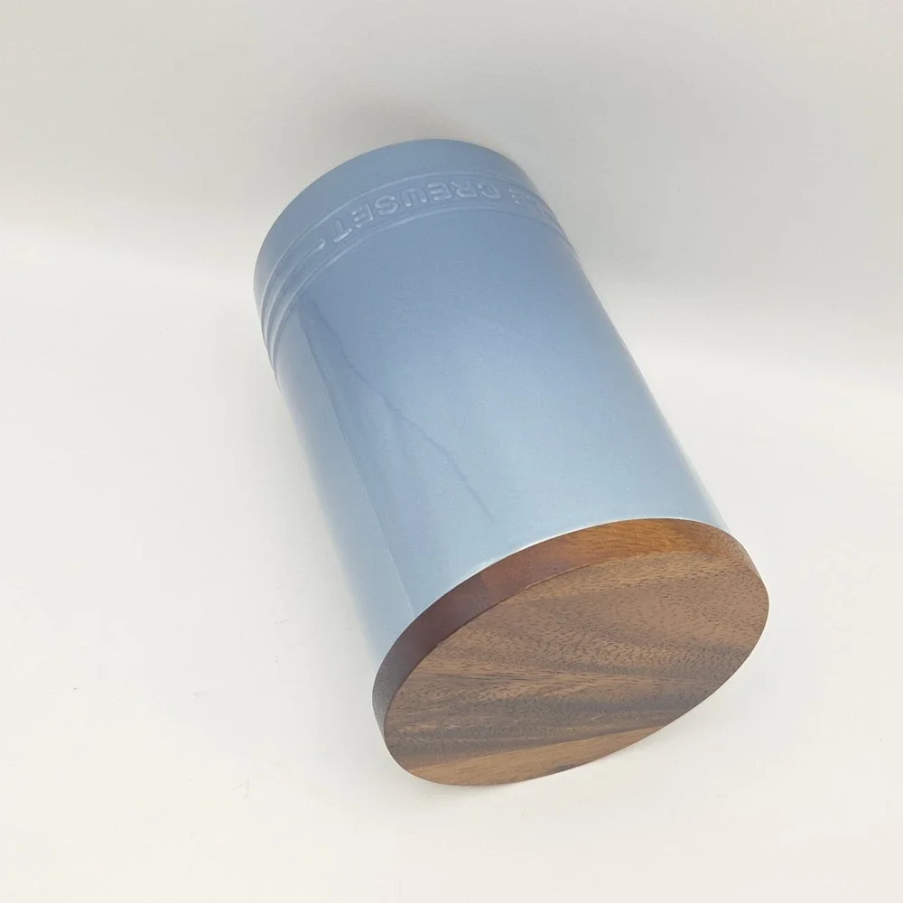 Le Creuset Chambray 26oz Stoneware Canister Wooden Lid Set x2 New Factory Second
